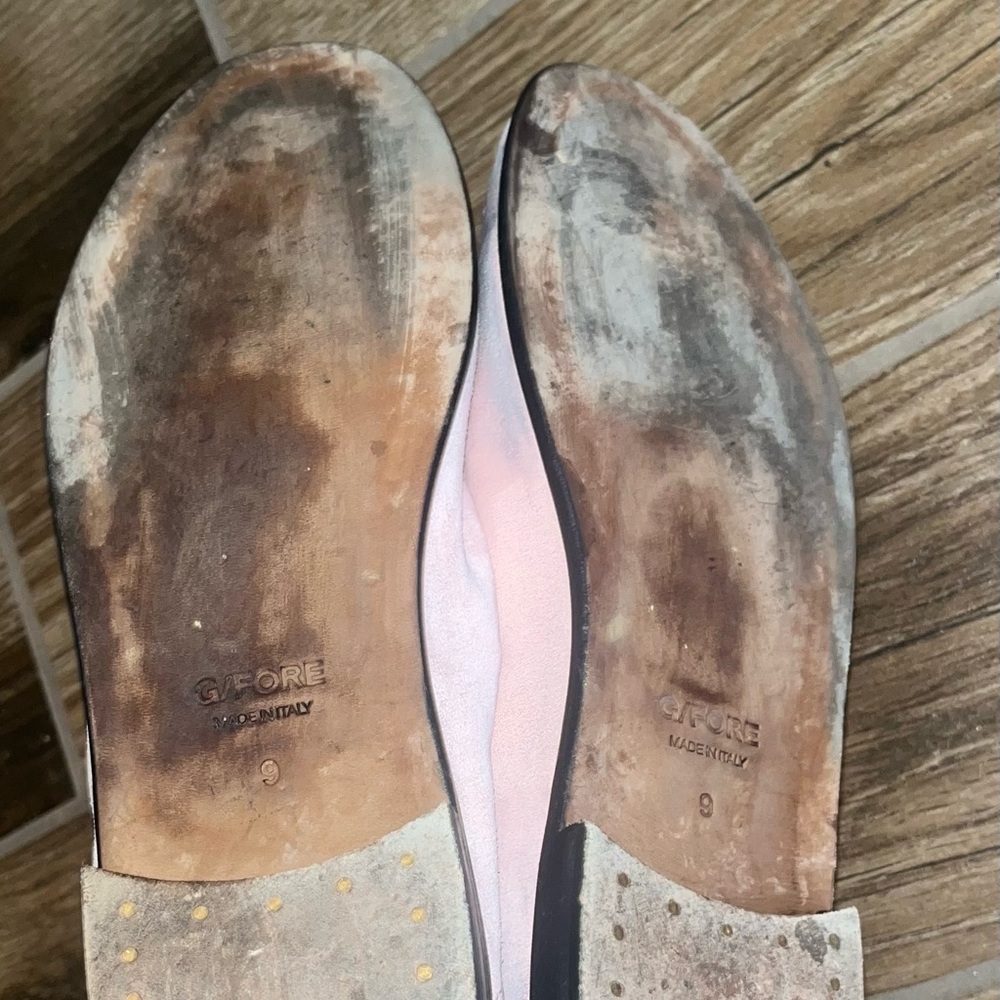 G/FORE Women's Metal Tees Suede Flex Loafers in a light pink - Picture 6 of 7